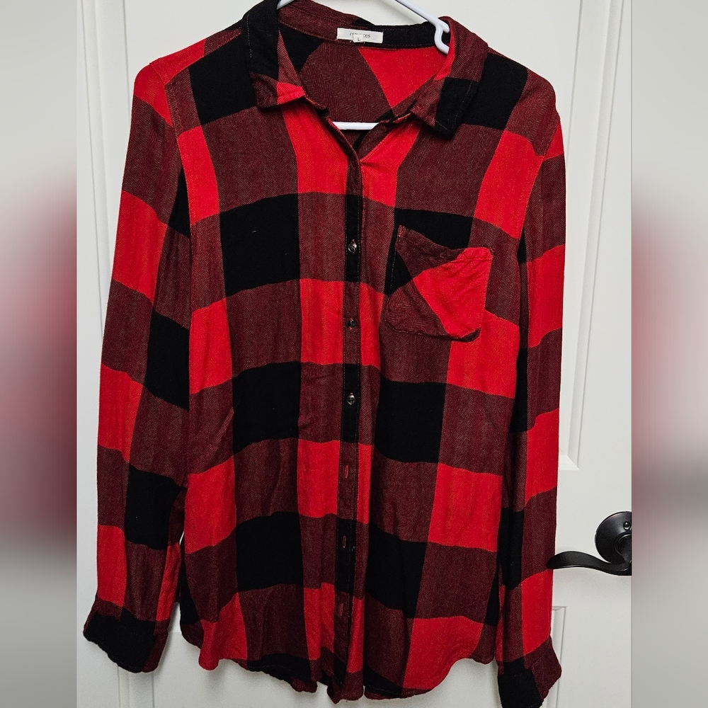 Maurices Buffalo plaid button down Shirt